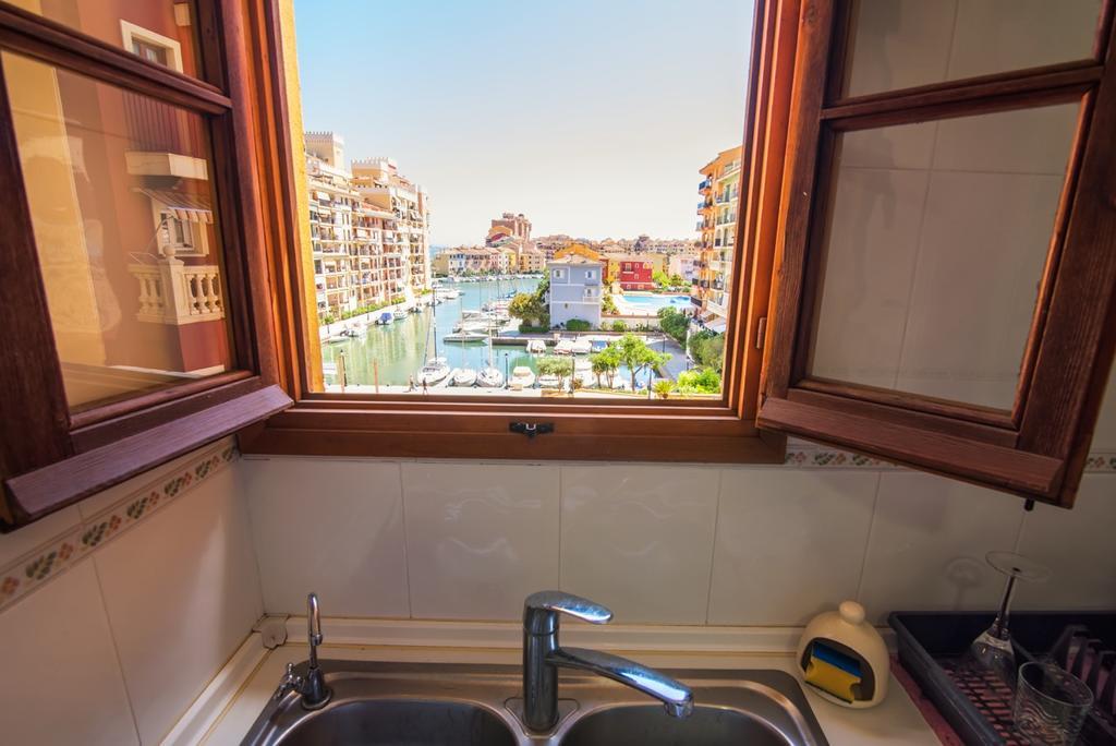 Apartment Near The Beach With Magnificent Views Port Saplaya Eksteriør bilde
